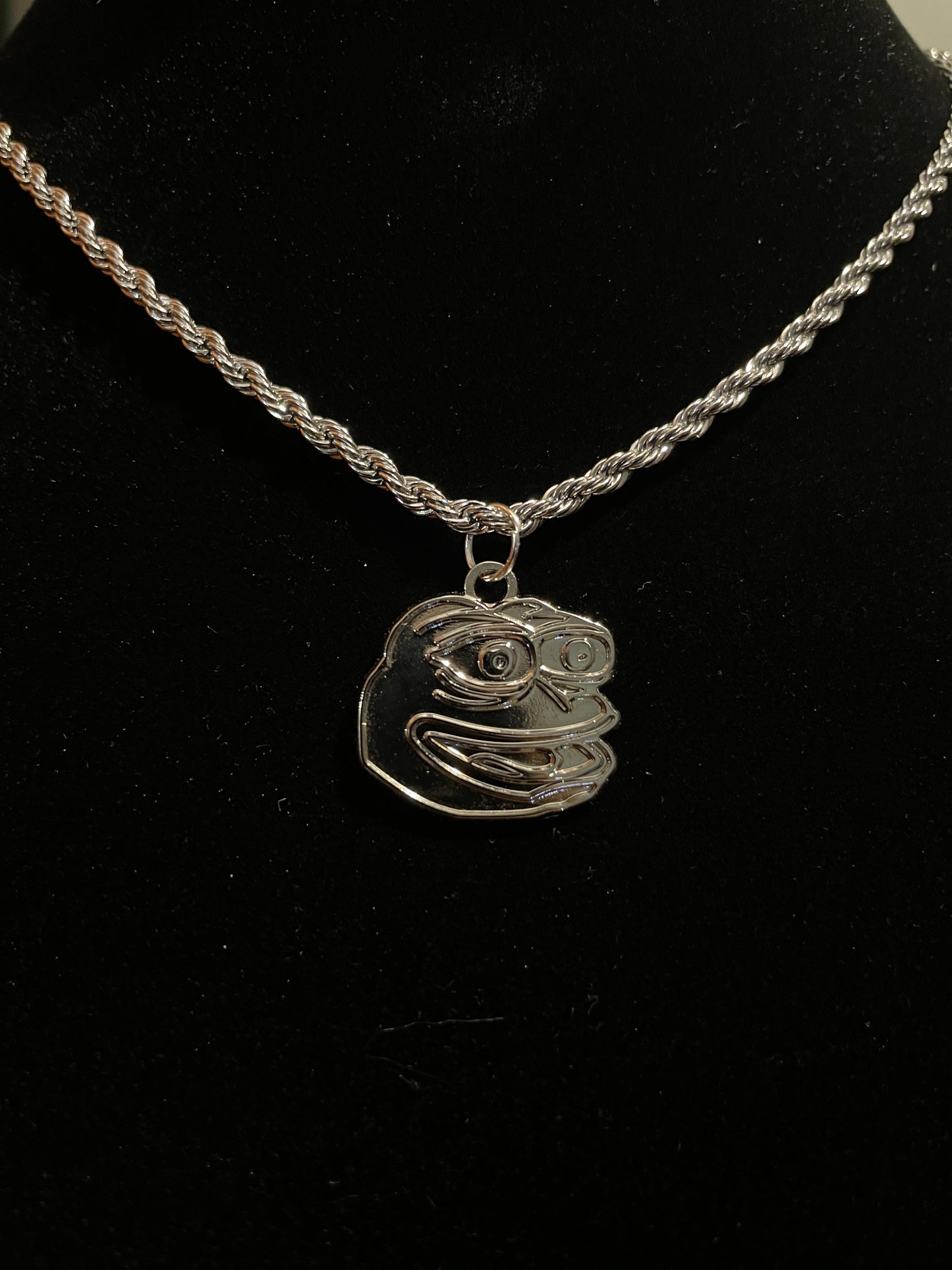 Pepe Necklace
