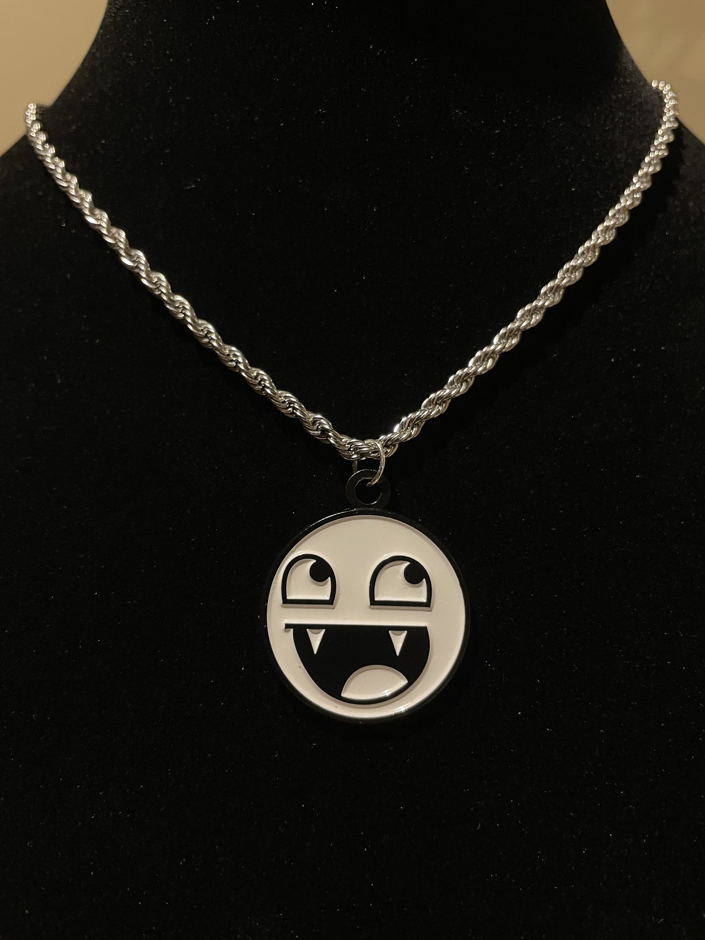 Pale Epic Face Necklace